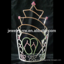A forma do metal da forma chapeou a coroa grande da representação de cristal grande da forma da estrela para a venda